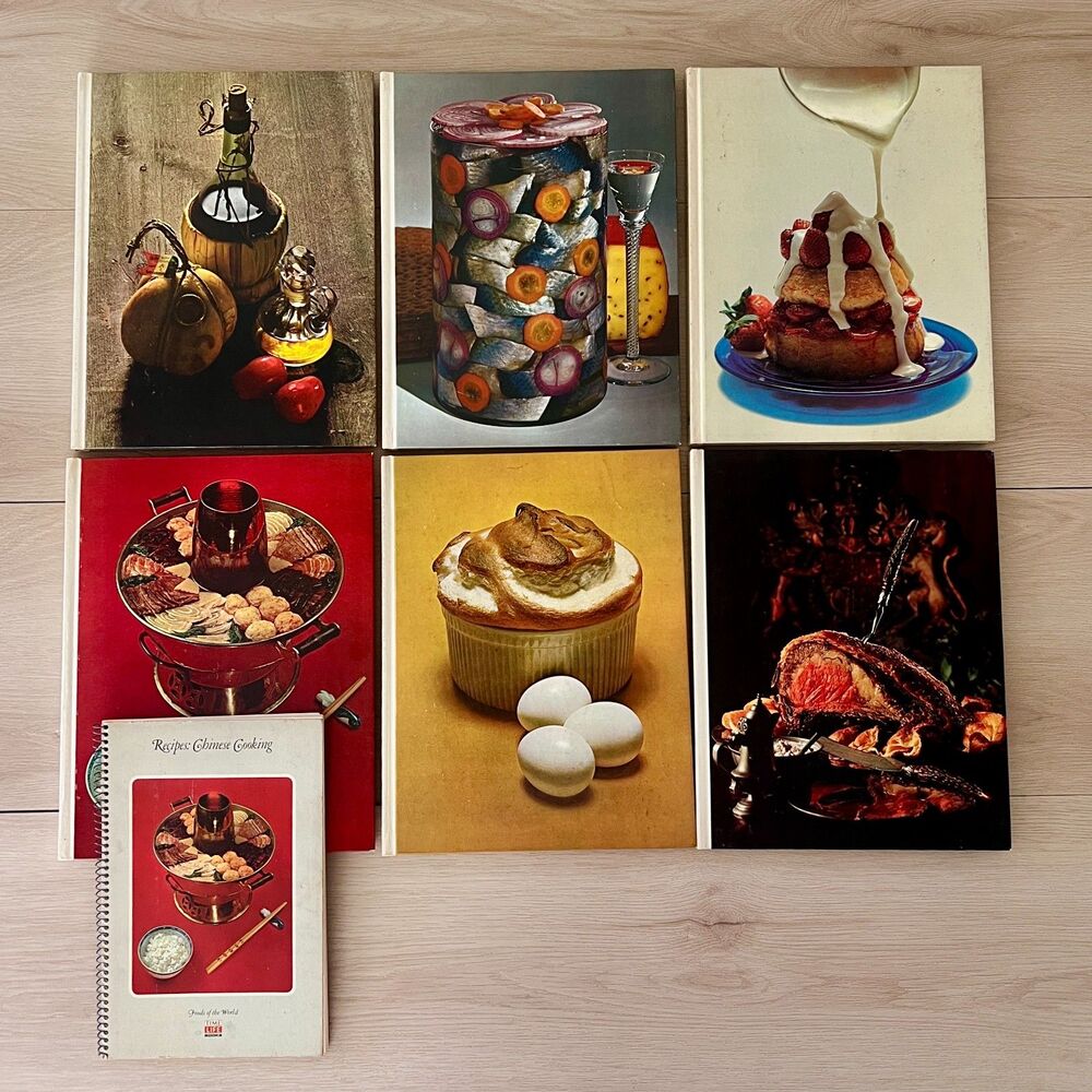 Vintage 70s Time-Life Books Foods of the World Set of 6 and 1 recipe booklet